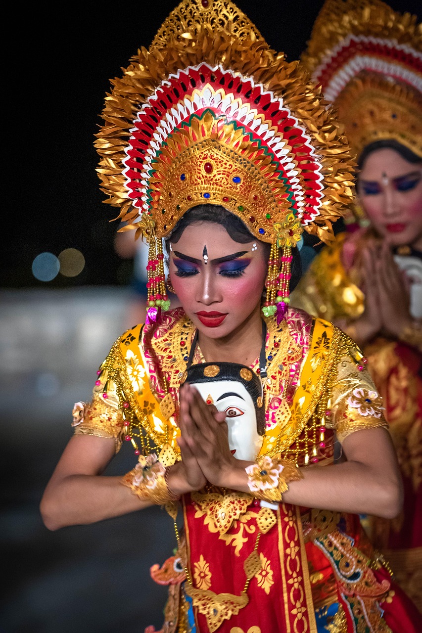 portrait, indonesia, bali, girl, woman, people, asia, face, love, cute, uniform, traditional, feeling, romantic, dance, elegance, music, silhouette, gold, figure, dress, jewelry, style